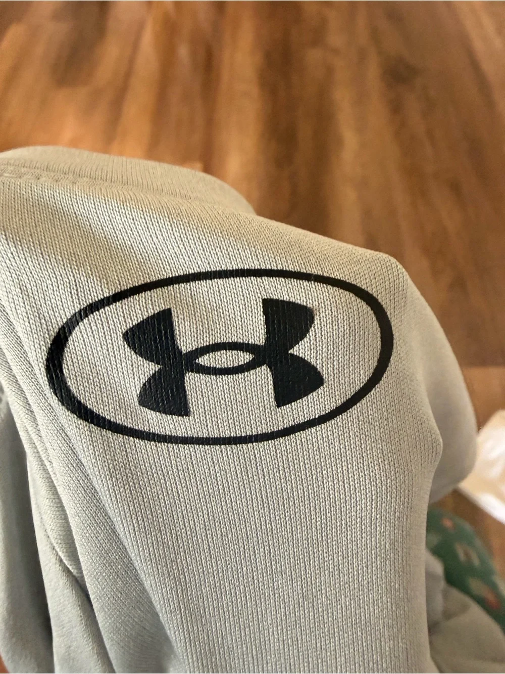 Under Armour Boys Bundle of 3, Tees and Shorts, Like New Condition